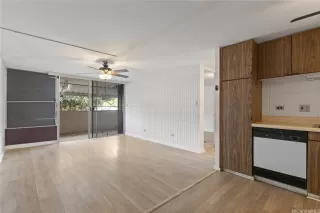 Photo #2: 202609833 Listing 
