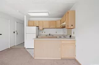 Photo #5: 202609852 Listing 