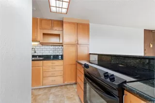Photo #3: 202609914 Listing 