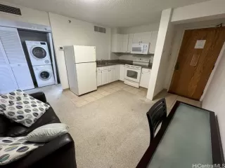 Photo #5: 202609917 Listing 