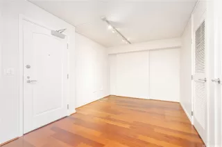 Photo #3: 202609922 Listing 
