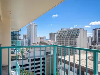 Photo #4: 202609942 Listing 