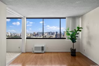 Photo #2: 202609980 Listing 