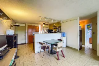 Photo #5: 202610005 Listing 