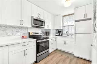 Photo #6: 202610023 Listing 