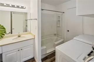 Photo #5: 202610026 Listing 