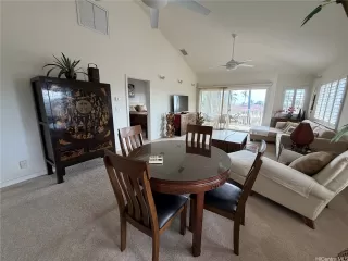 Photo #4: 202610057 Listing 