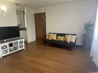 Photo #4: 202610061 Listing 