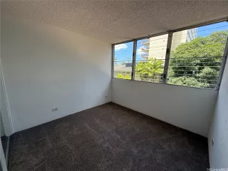 Photo #3: 202610063 Listing 