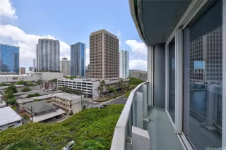 Photo #5: 202610072 Listing 