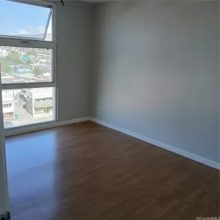Photo #3: 202610090 Listing 