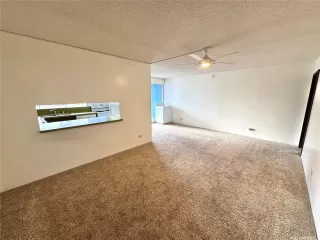 Photo #2: 202610135 Listing 