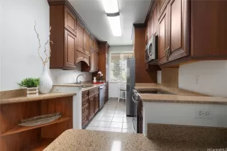 Photo #5: 202610191 Listing 
