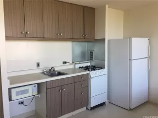 Photo #2: 202610195 Listing 