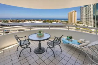 Photo #4: 202610213 Listing 