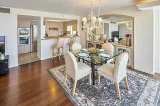 Photo #6: 202610213 Listing 
