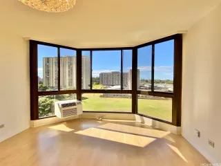 Photo #4: 202610237 Listing 