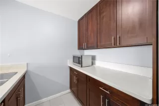 Photo #6: 202610257 Listing 