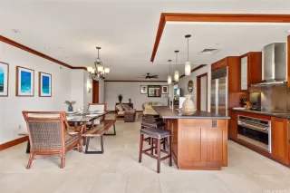 Photo #5: 202610304 Listing 
