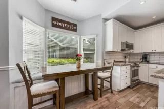 Photo #6: 202610335 Listing 