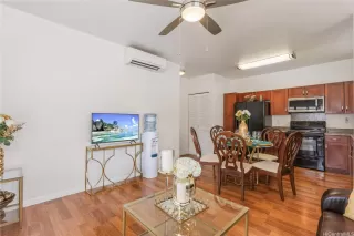 Photo #6: 202610417 Listing 