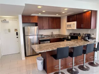 Photo #2: 202610428 Listing 