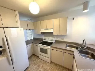 Photo #2: 202610434 Listing 