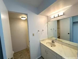 Photo #4: 202610434 Listing 