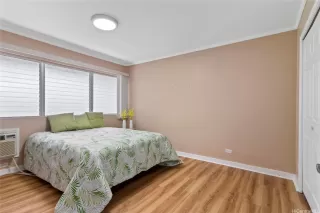 Photo #5: 202610444 Listing 