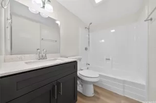 Photo #6: 202610447 Listing 