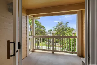 Photo #5: 202610471 Listing 
