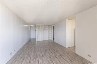 Photo #4: 202610485 Listing 