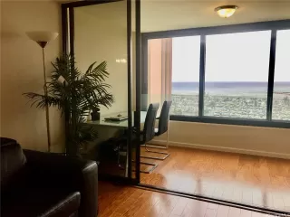 Photo #3: 202610505 Listing 