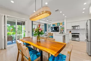 Photo #4: 202610516 Listing 