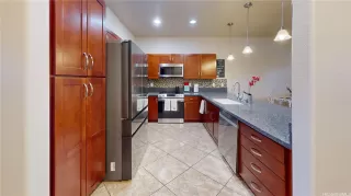 Photo #3: 202610531 Listing 
