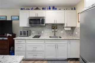 Photo #4: 202610582 Listing 