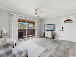 Photo #2: 202610593 Listing 