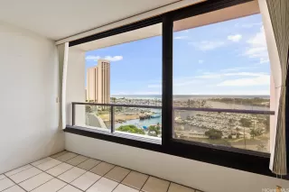 Photo #2: 202610598 Listing 