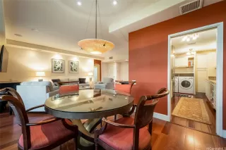 Photo #5: 202610613 Listing 