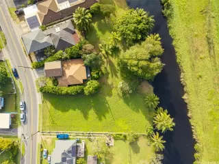 Photo #3: 202610621 Listing 