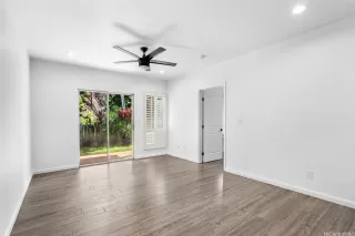 Photo #3: 202610632 Listing 