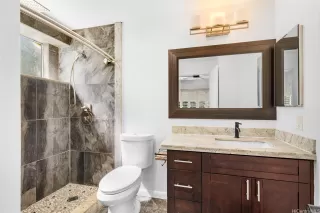 Photo #5: 202610632 Listing 