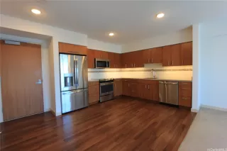 Photo #2: 202610654 Listing 