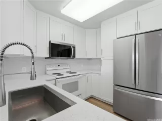 Photo #4: 202610657 Listing 