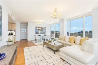 Photo #3: 202610668 Listing 
