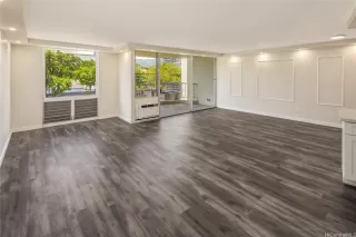Photo #5: 202610670 Listing 