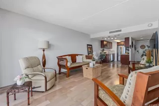 Photo #5: 202610711 Listing 