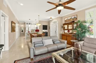 Photo #6: 202610721 Listing 