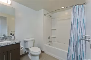 Photo #5: 202610728 Listing 