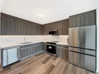 Photo #4: 202610802 Listing 